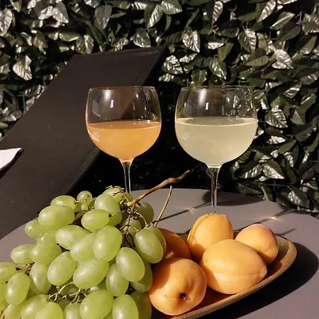 Appartement Garden Leoma With Free Parking! *