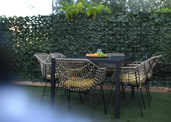Garden Leoma With Free Parking! * זאדאר